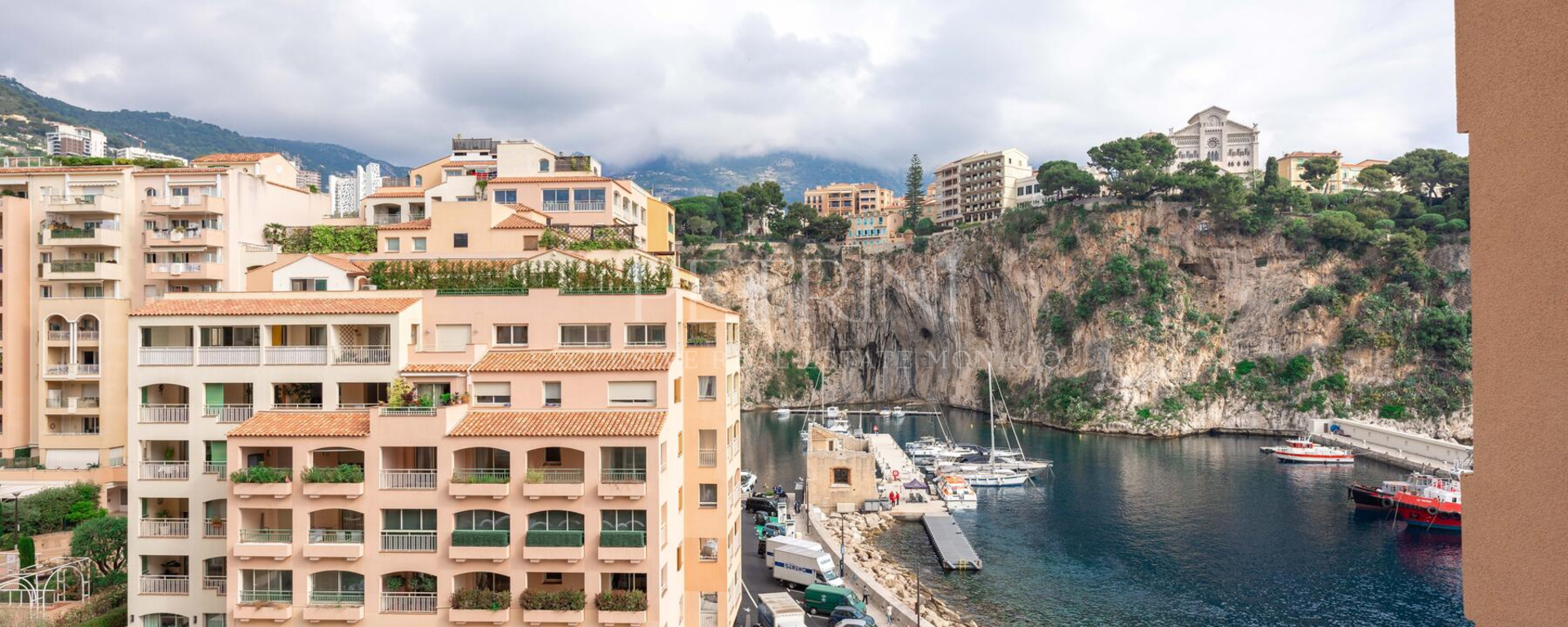 petrini exclusive real estate grand large location12