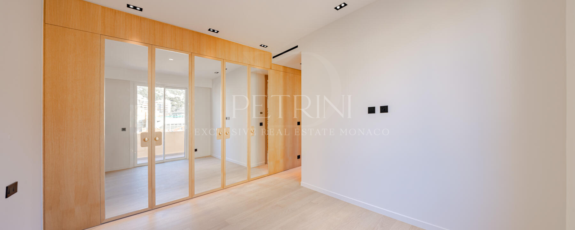 petrini exclusive real estate mareterra le palais du printemps for sale25