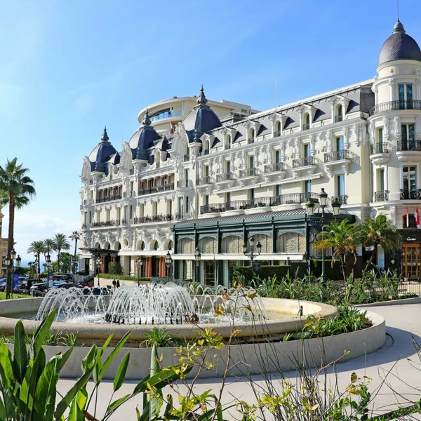 Das Hôtel de Paris Monte-Carlo: das Wahrzeichen der Eleganz in Monaco