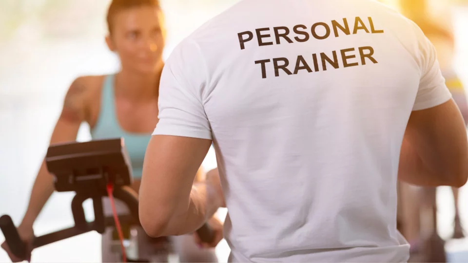 Coach sportif à Monaco : séance d'entraînement personnalisé face à la mer