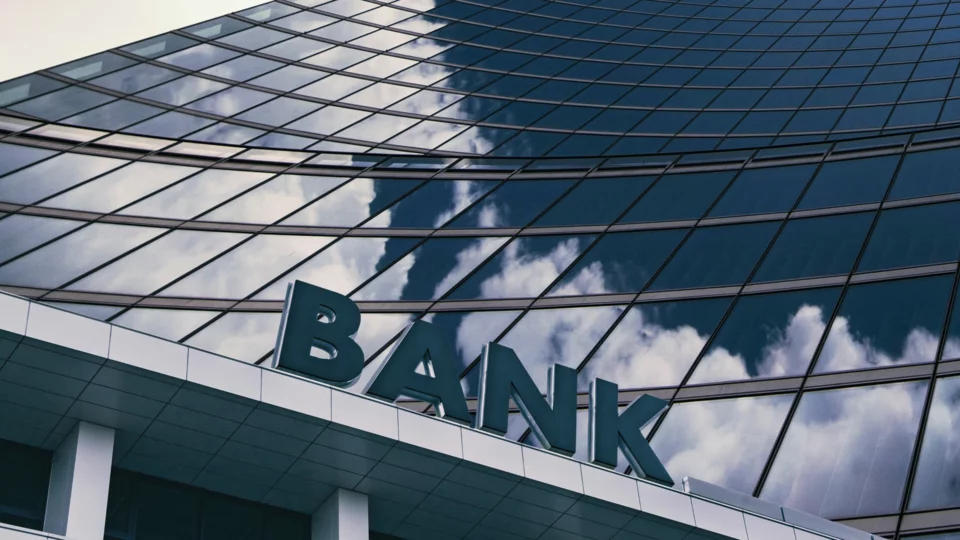 Elenco dei diversi istituti bancari in Monaco - Petrini